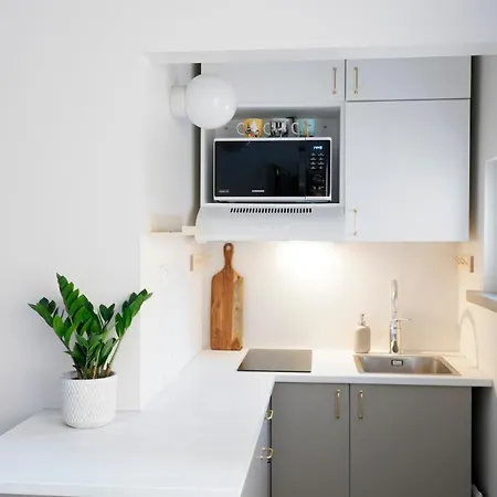 Apartman A New Well Located Beautiful *